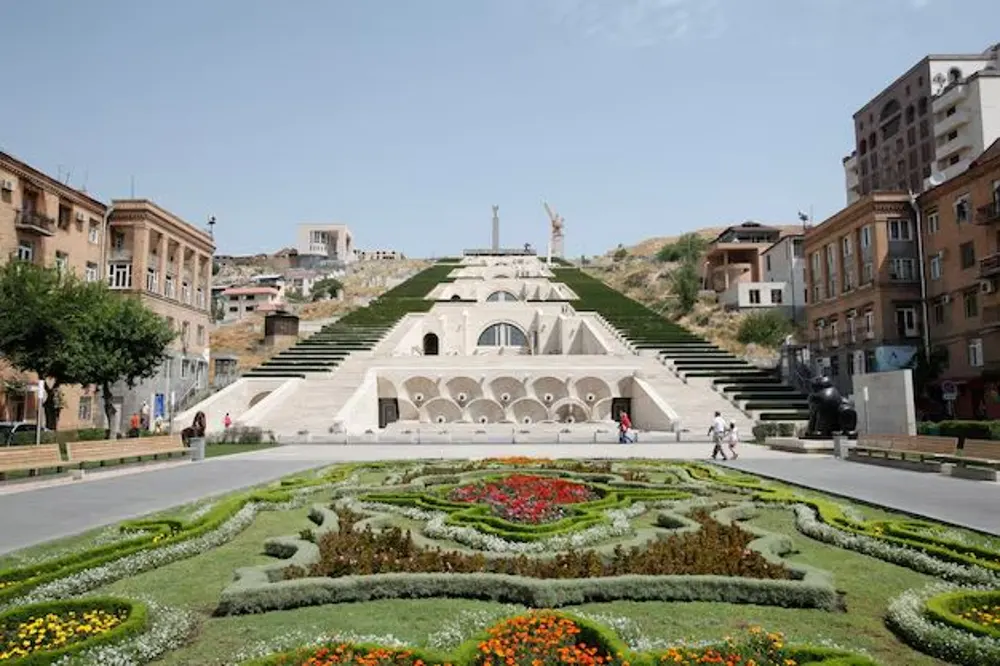 آیا ارمنستان ارزش سفر دارد